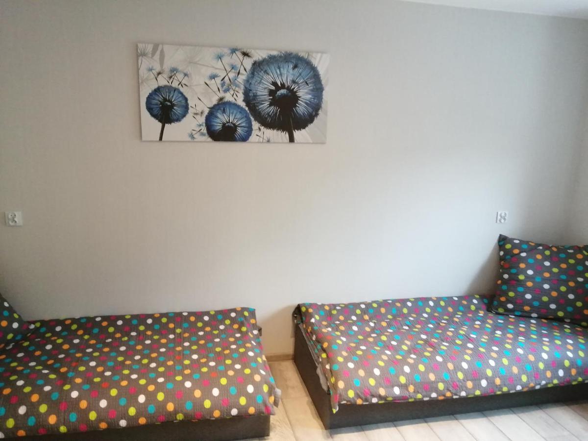 Apartamenty Przy Rynku Znin Bagian luar foto